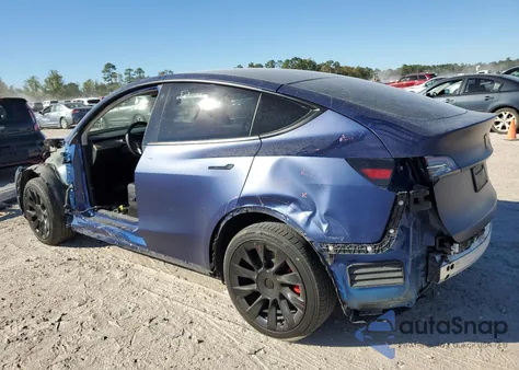 2022 Tesla Model Y from USA, damaged, VIN 7SAYGDEE5NF343232